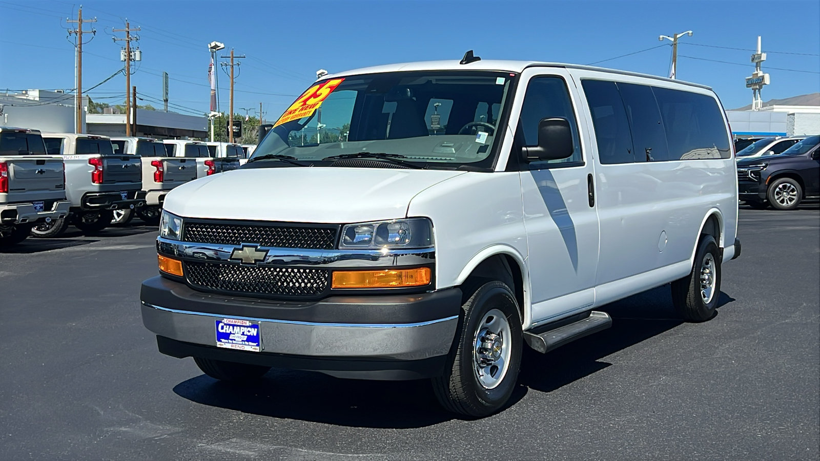Certified 2025 Chevrolet Express 3500 LT w/ LT Preferred Equipment Group RWD image 1