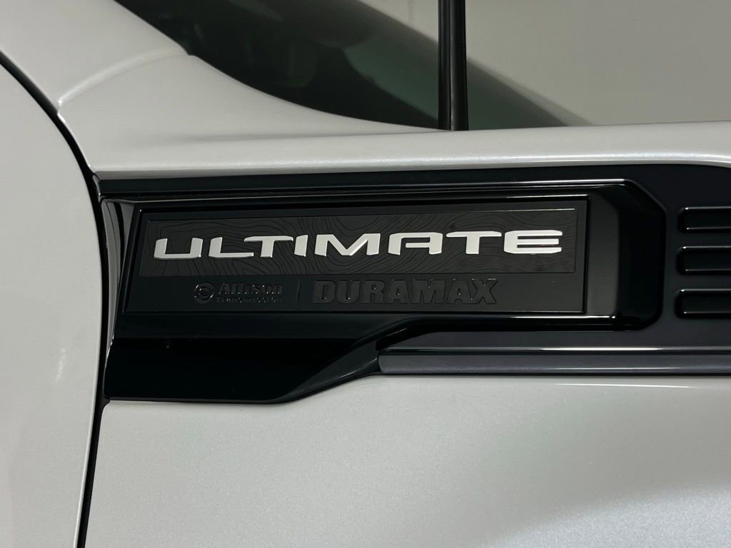 Used 2024 GMC Sierra 2500 Denali Ultimate image 12