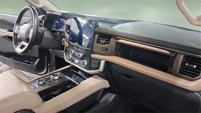 Used 2024 Ford Expedition Limited image 20