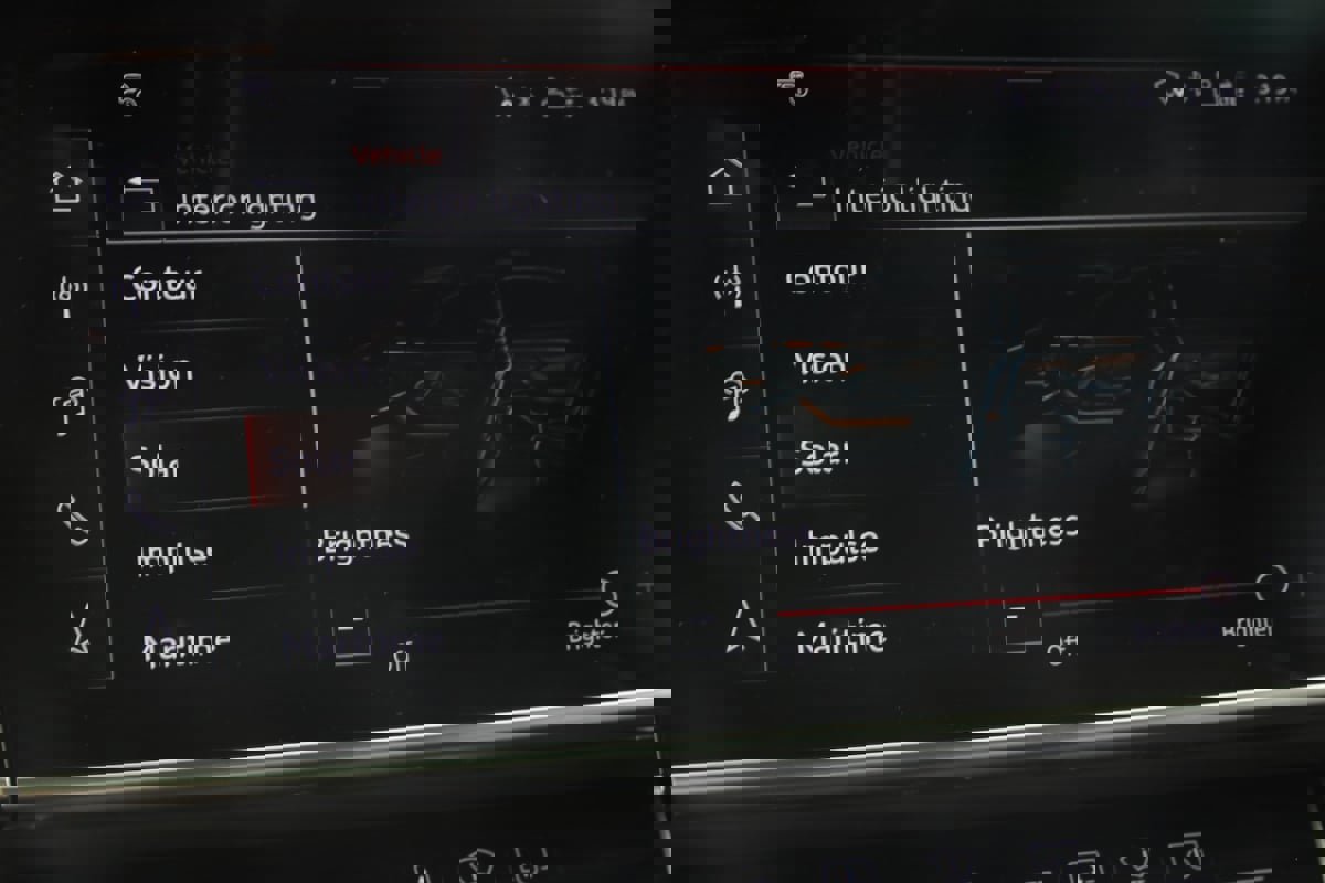 Used 2025 Audi S8 image 68