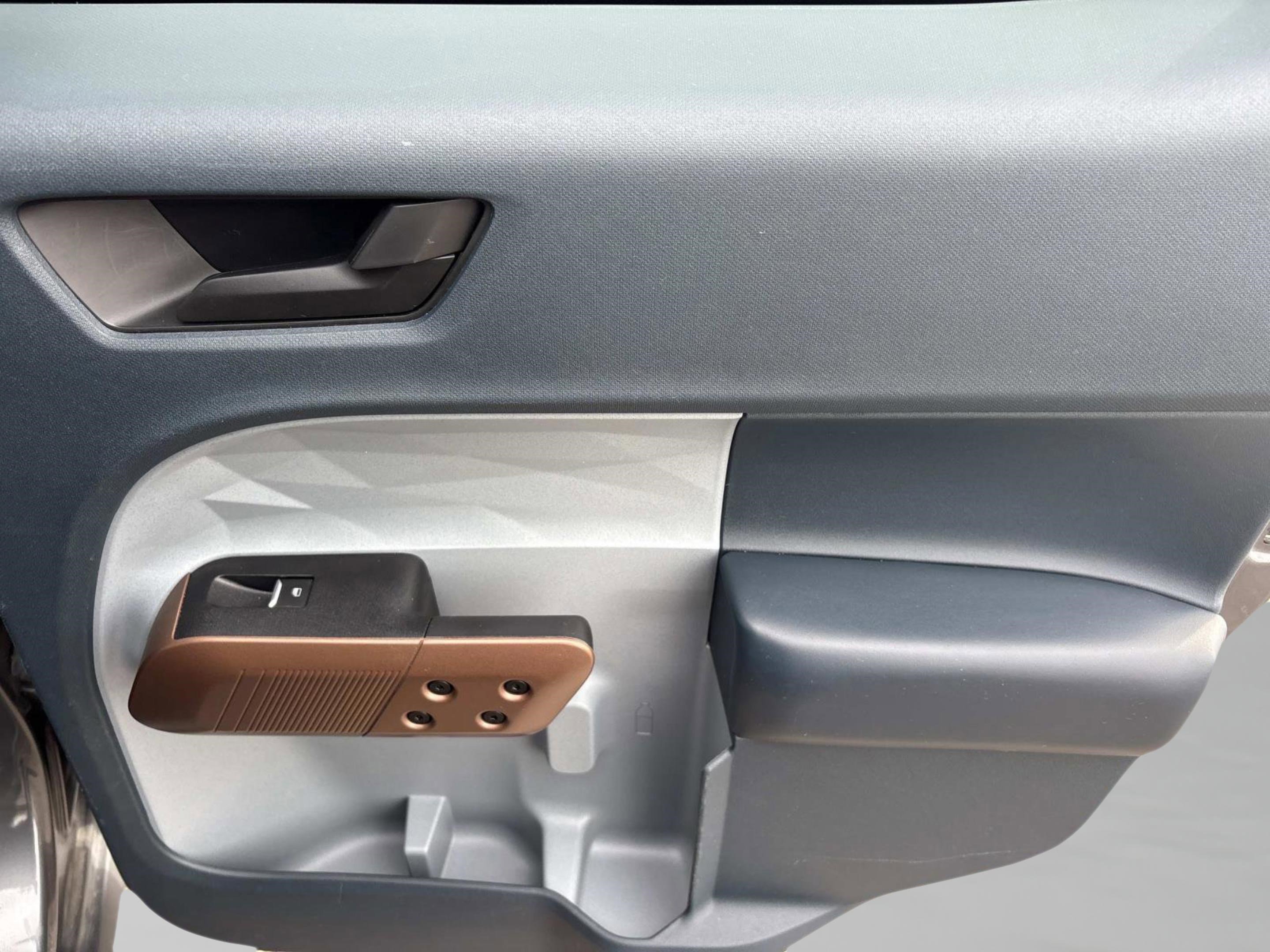 Used 2022 Ford Maverick Lariat w/ Equipment Group 500A Standard image 18