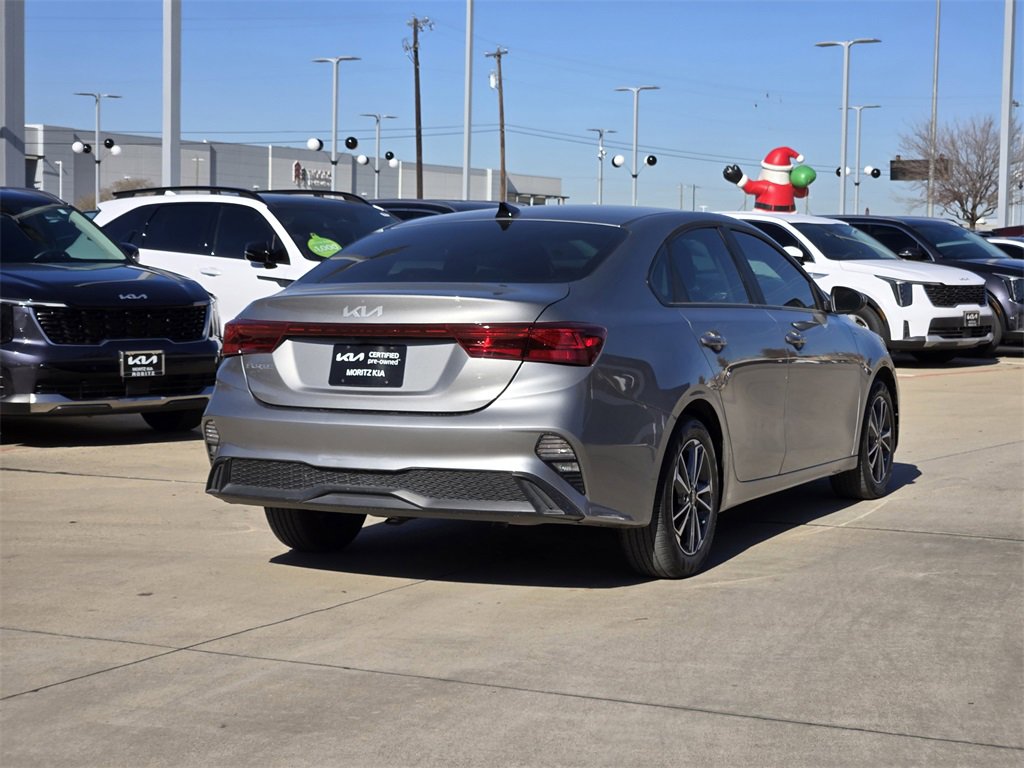 Certified 2022 Kia Forte LXS image 4