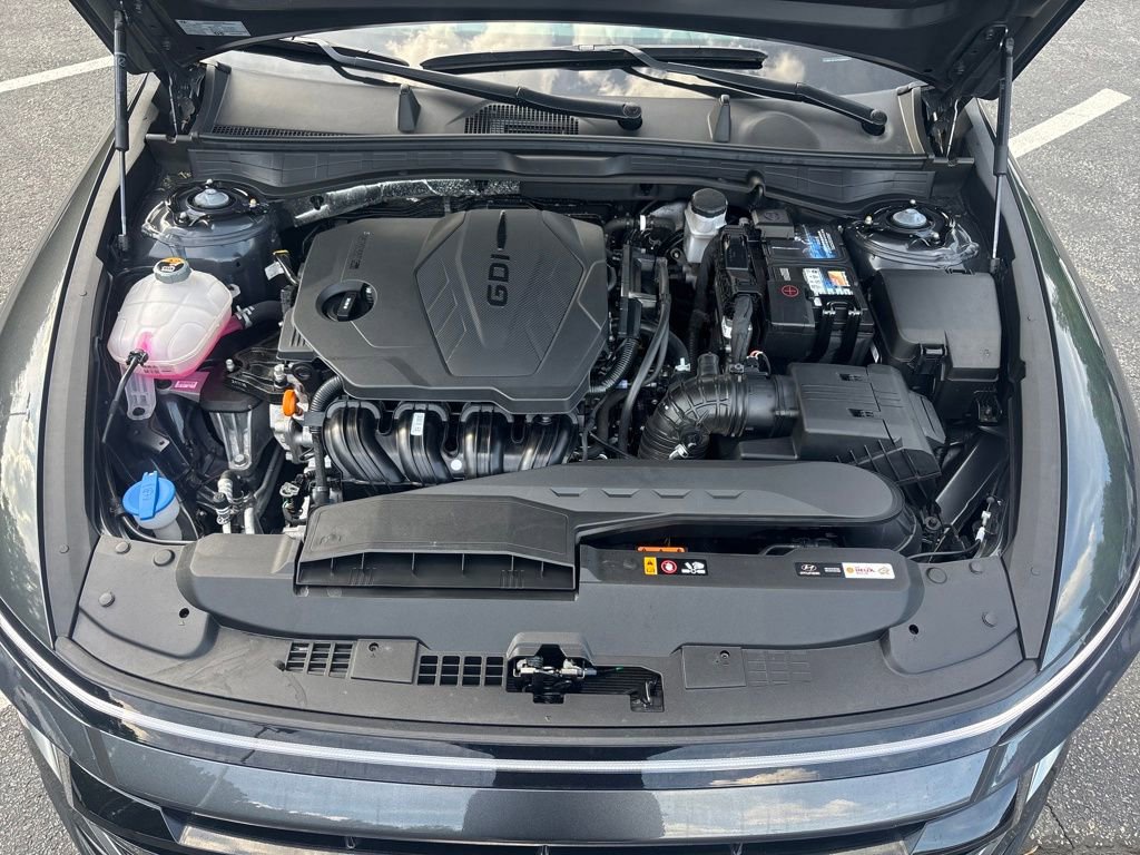 Used 2025 Hyundai Sonata SEL FWD image 29