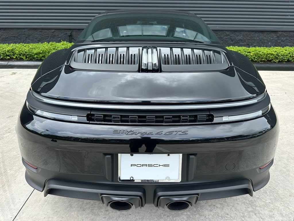 Certified 2026 Porsche 911 Targa 4 GTS AWD/4WD image 15