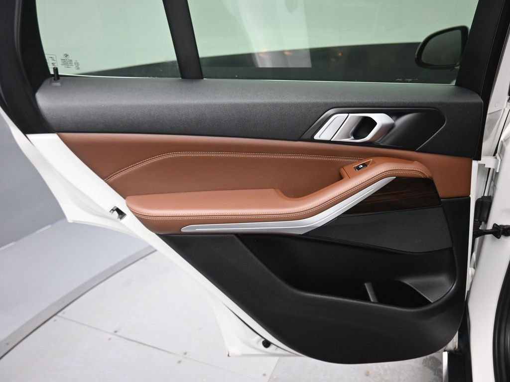 Used 2019 BMW X5 xDrive40i w/ Convenience Package image 34