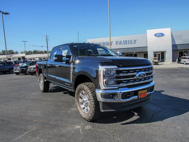 New 2025 Ford F250 Lariat w/ Lariat Ultimate Package