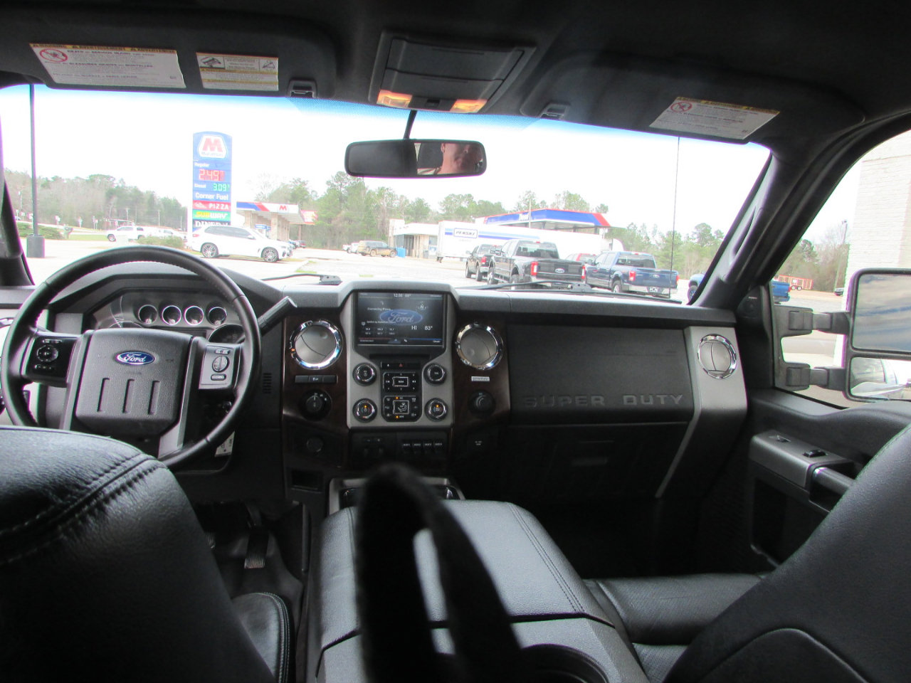 Used 2016 Ford F250 Lariat w/ Chrome Package image 11