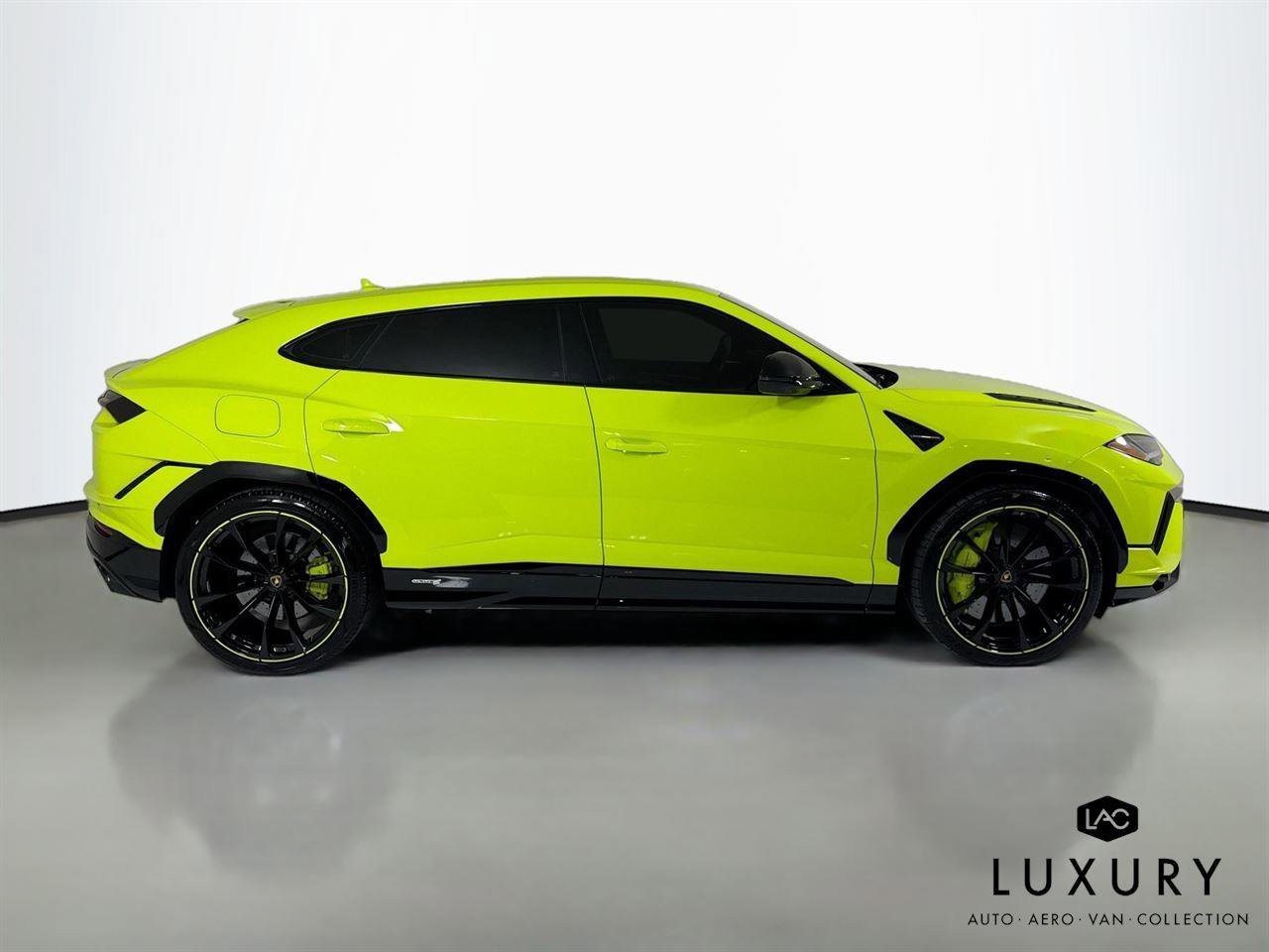 Used 2024 Lamborghini Urus S image 5