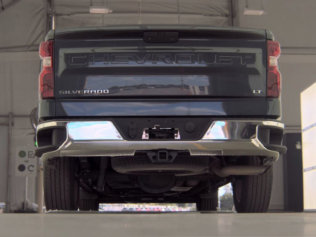 Used 2021 Chevrolet Silverado 1500 LT RWD image 6
