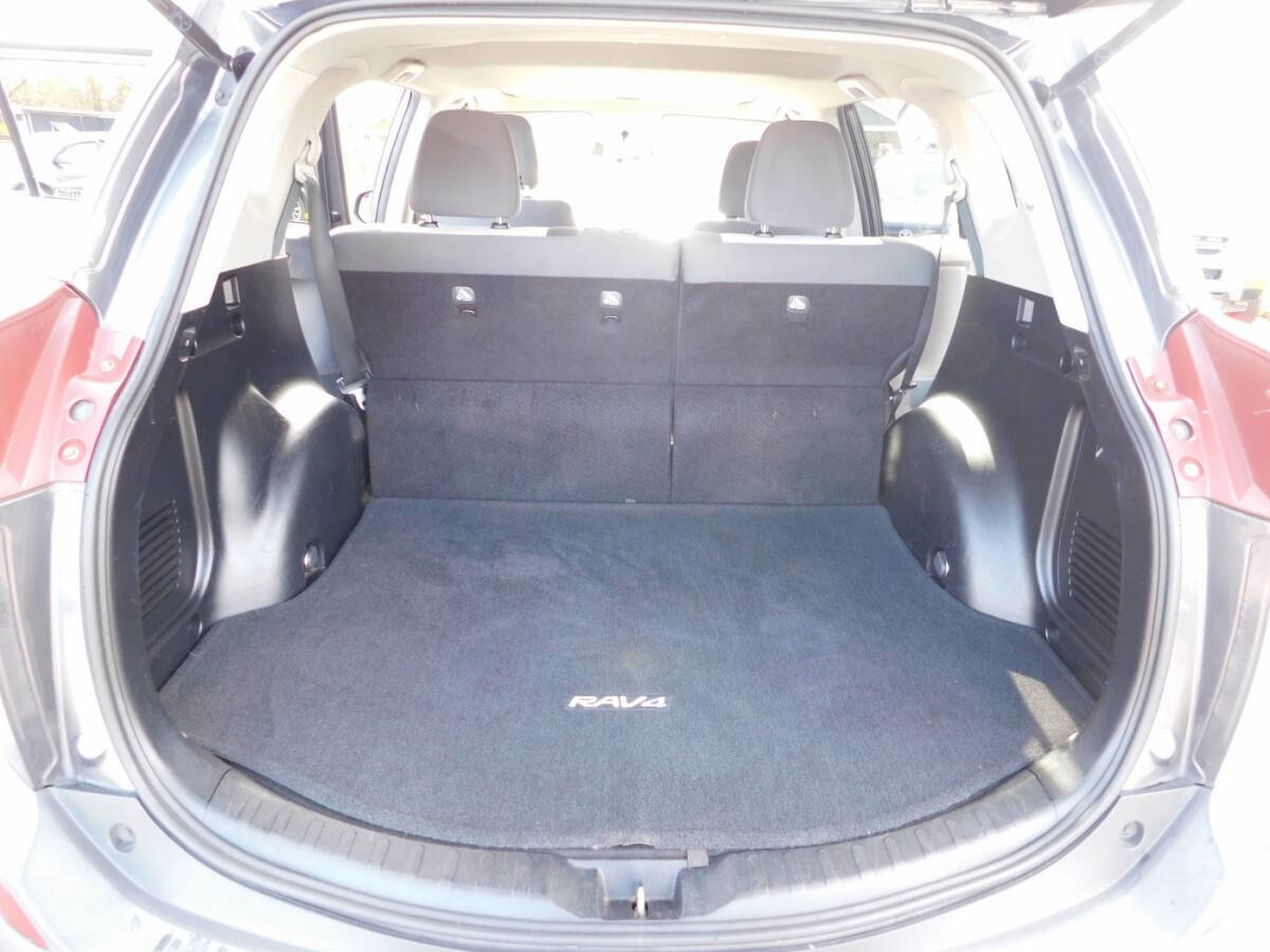 Used 2013 Toyota RAV4 XLE AWD/4WD image 5