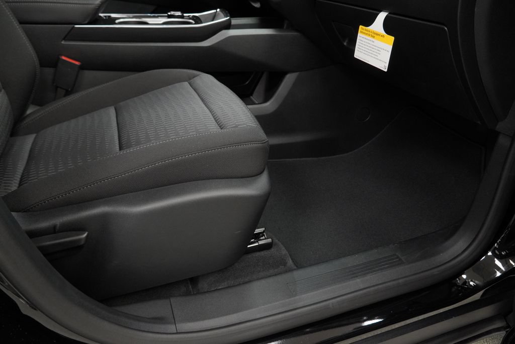 New 2027 Chevrolet Equinox LT FWD image 30