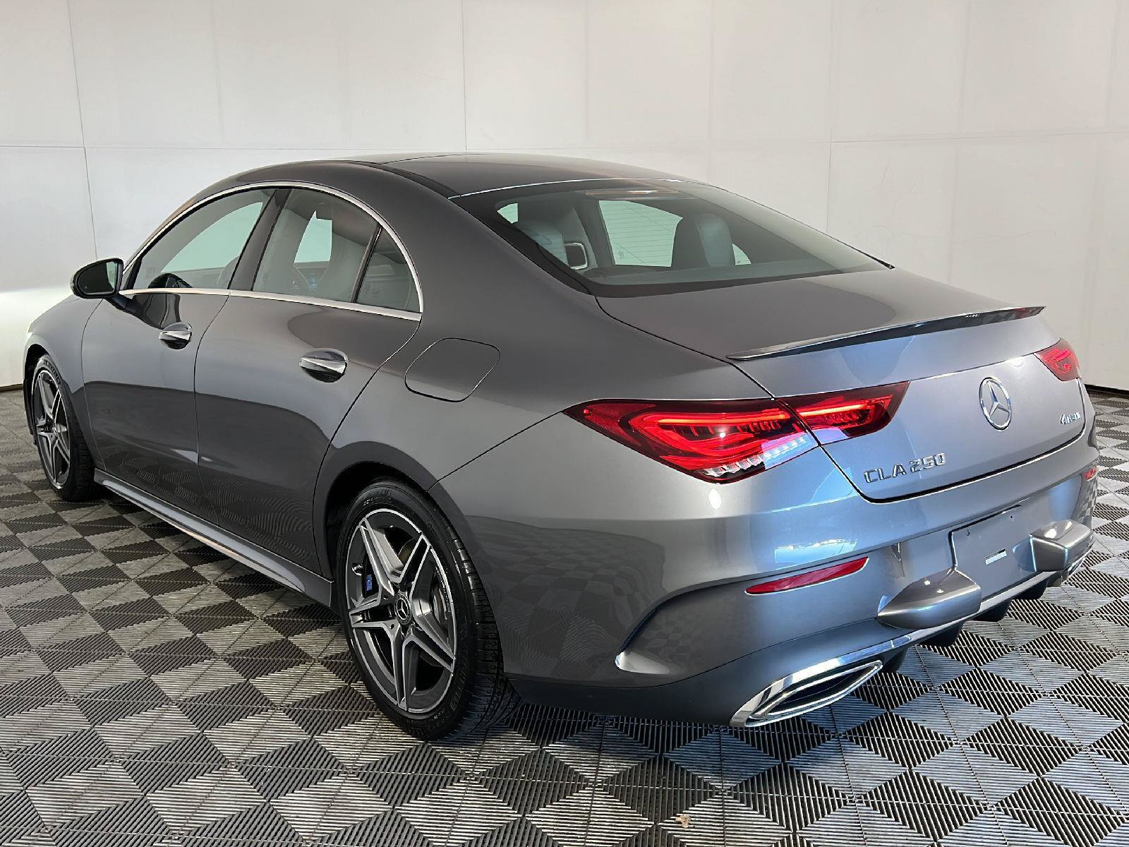Certified 2023 Mercedes-Benz CLA 250 4MATIC image 4