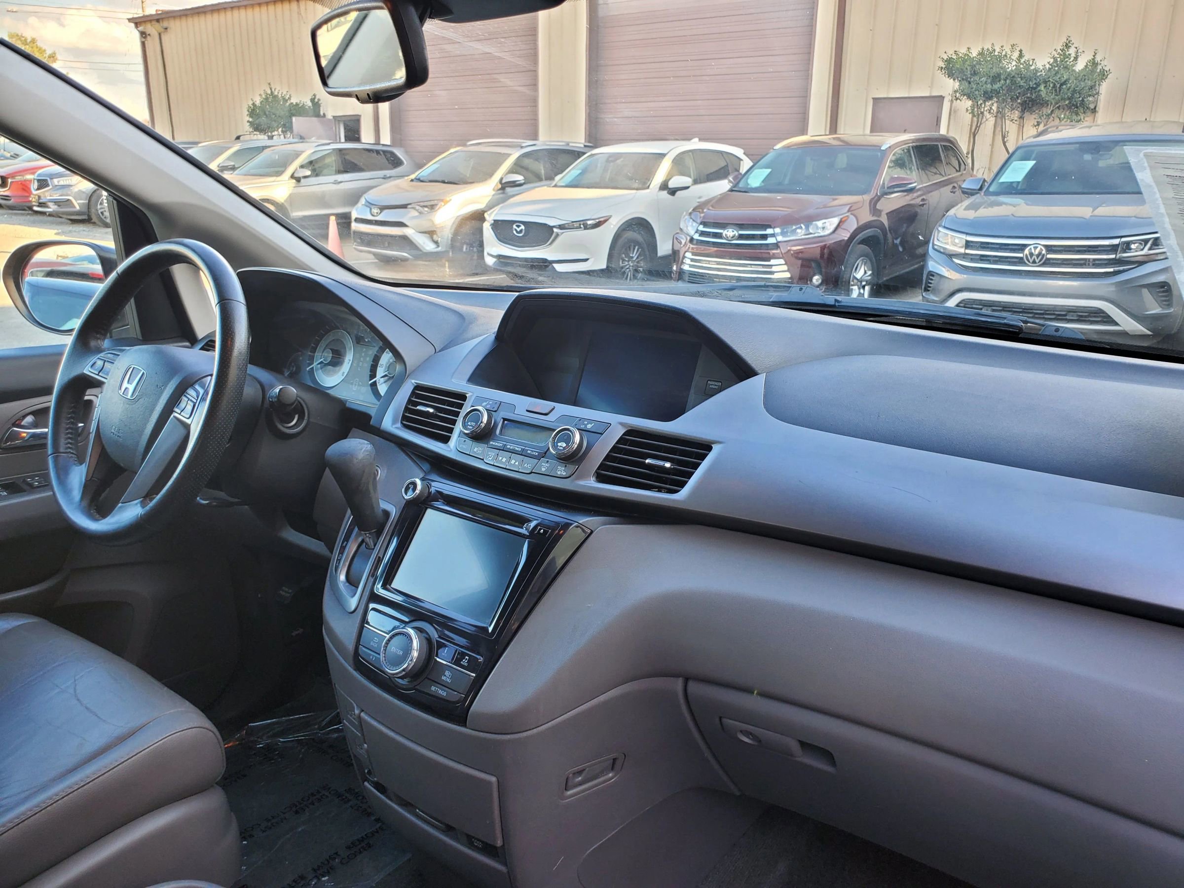 Used 2014 Honda Odyssey EX-L image 17