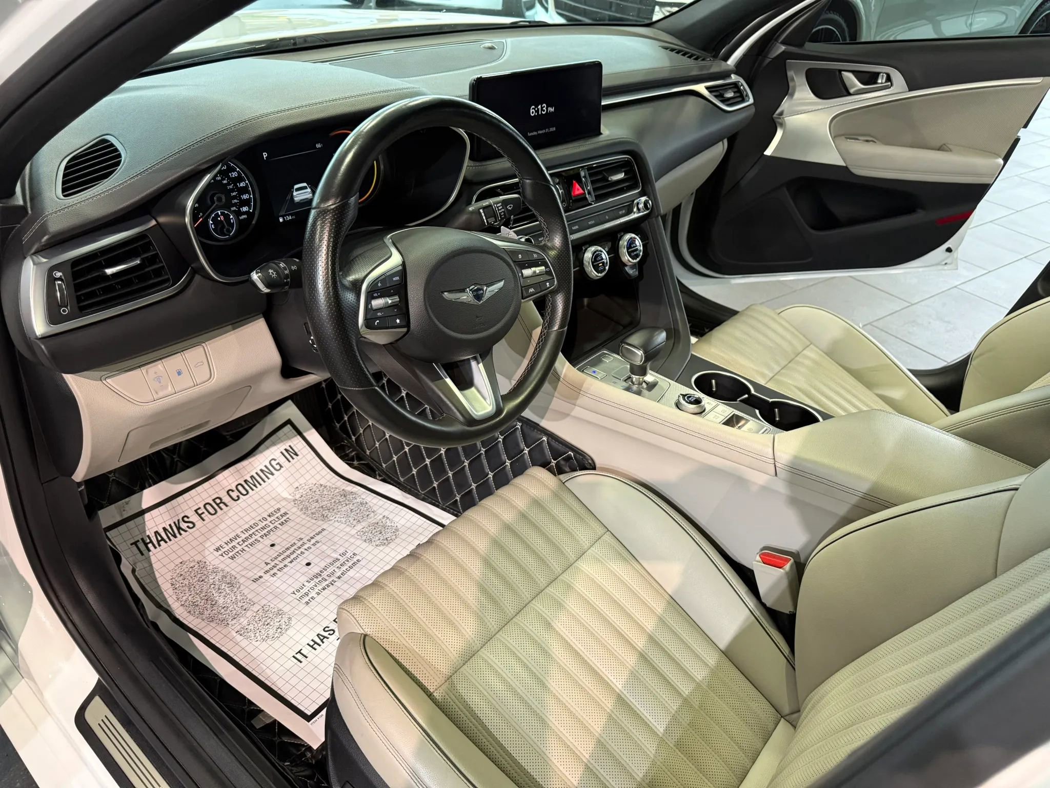 Used 2022 Genesis G70 3.3T image 6