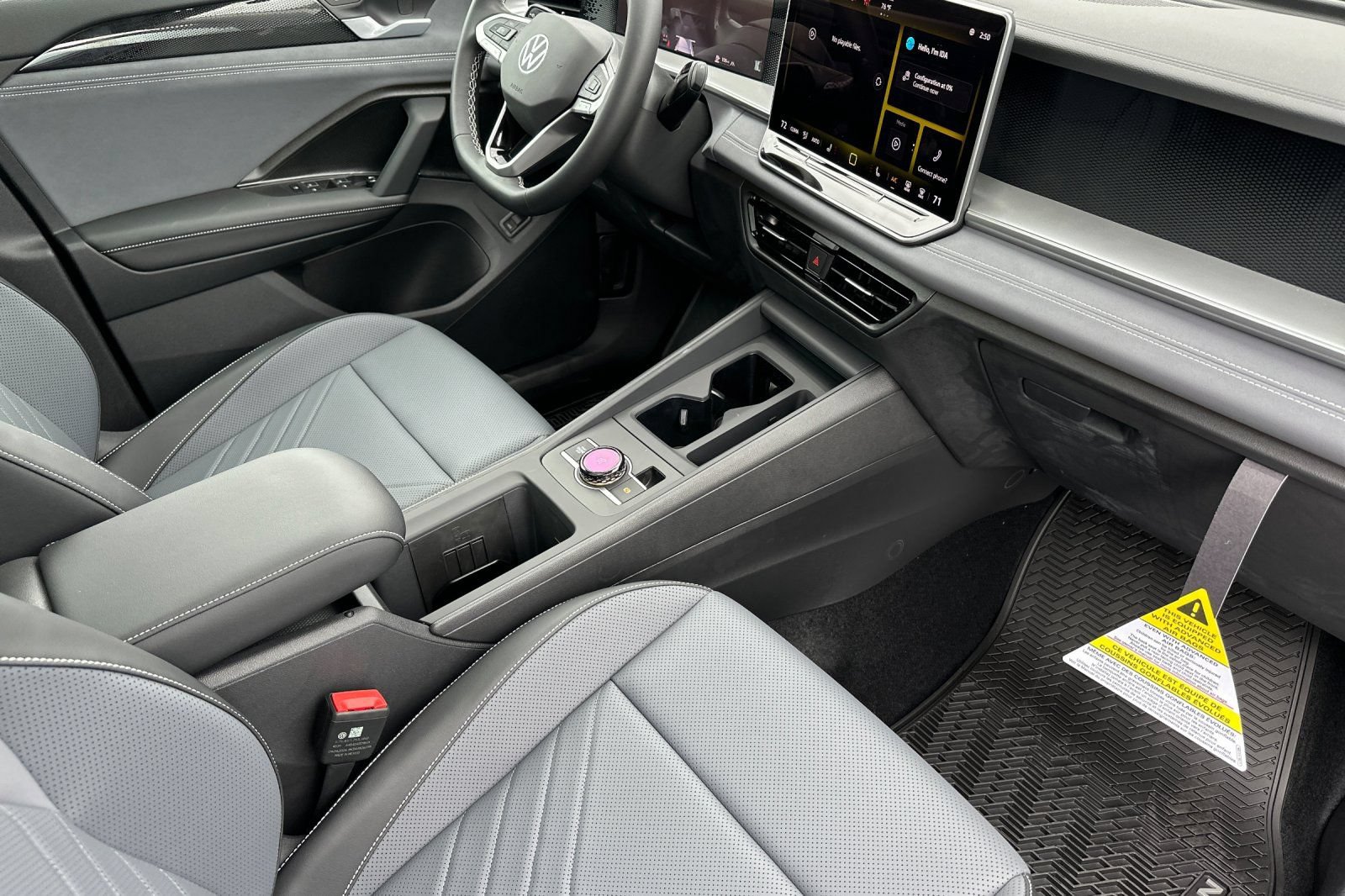 New 2026 Volkswagen Tiguan SE AWD/4WD image 16
