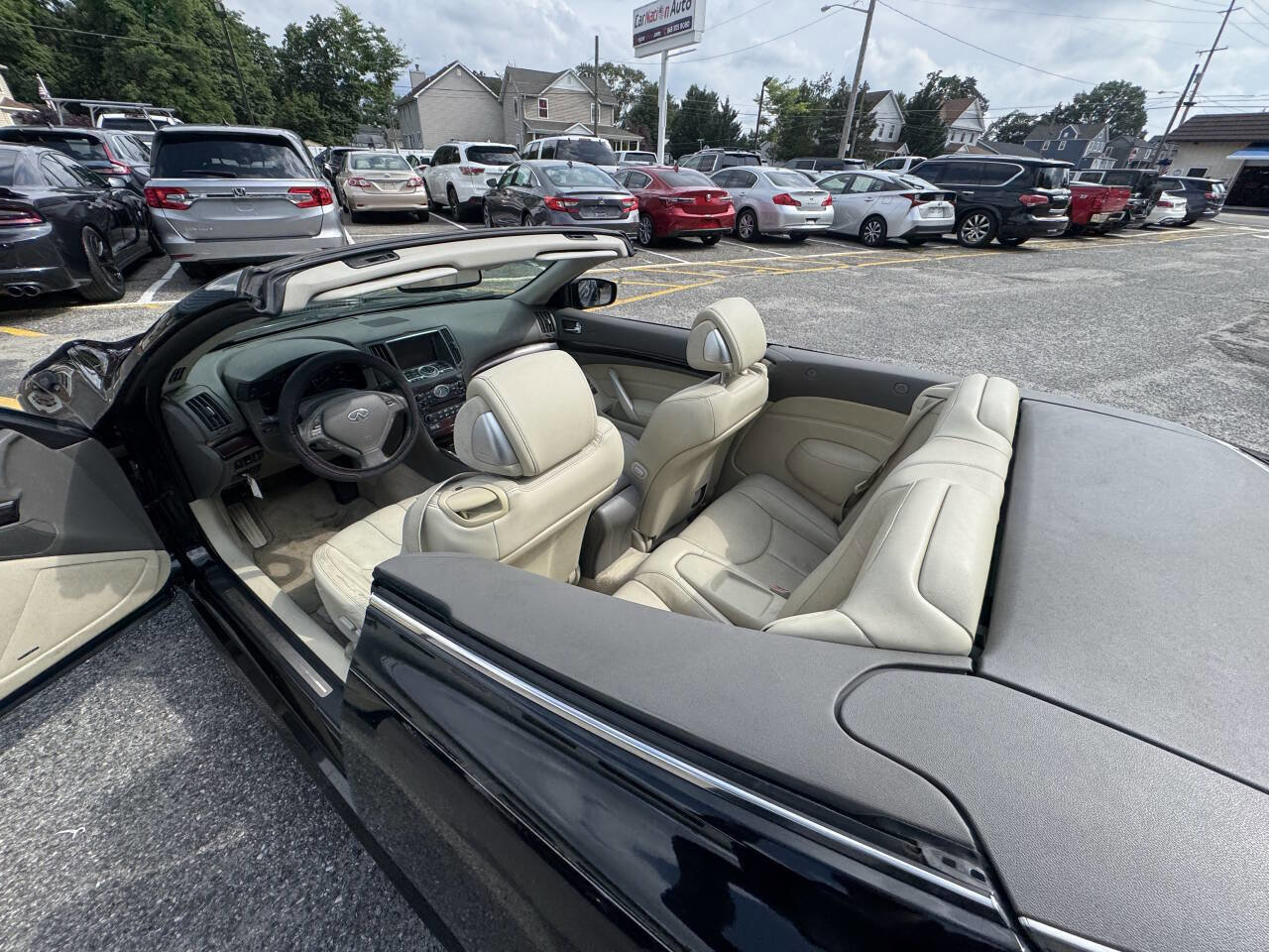 Used 2010 INFINITI G37 Base 2dr Convertible w/ Premium Pkg image 48