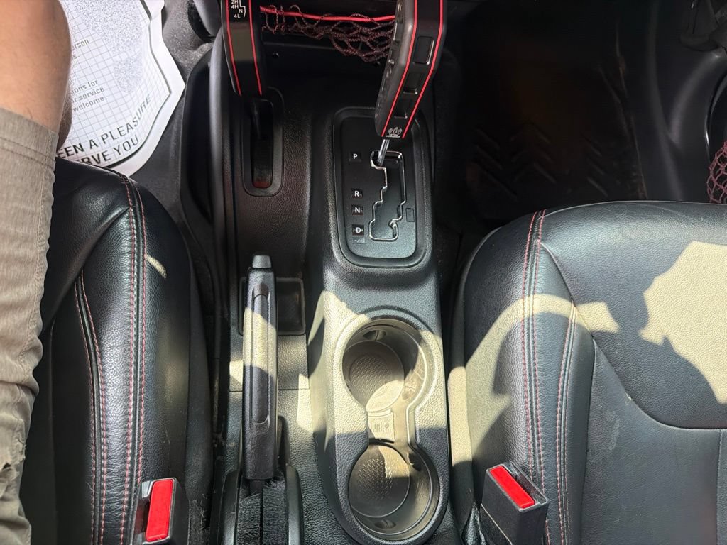 Used 2018 Jeep Wrangler Unlimited Rubicon AWD/4WD image 33