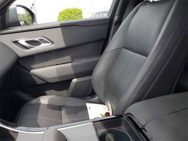 Used 2025 Land Rover Range Rover Velar Dynamic SE image 32
