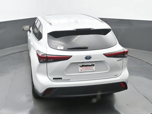 Used 2022 Toyota Highlander XLE image 29