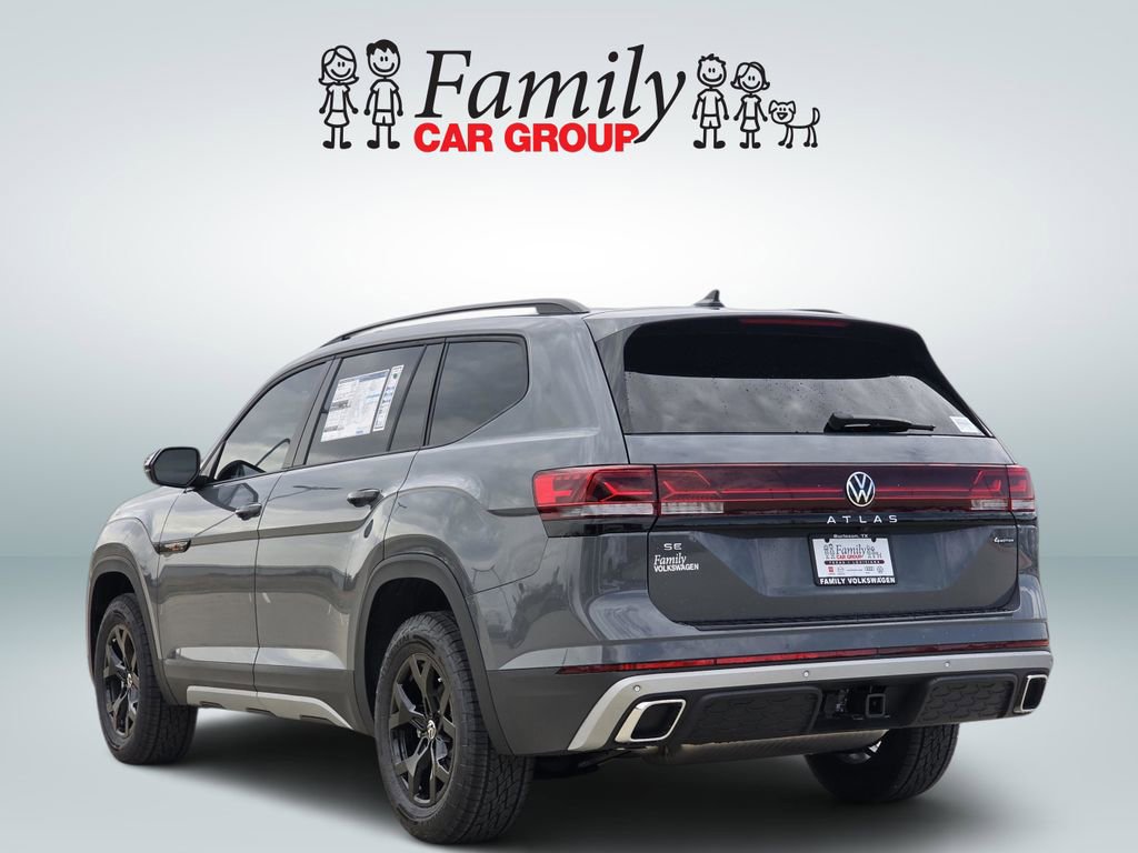 New 2026 Volkswagen Atlas Peak Edition image 3