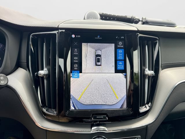 Certified 2024 Volvo XC60 B5 Ultimate AWD/4WD image 27