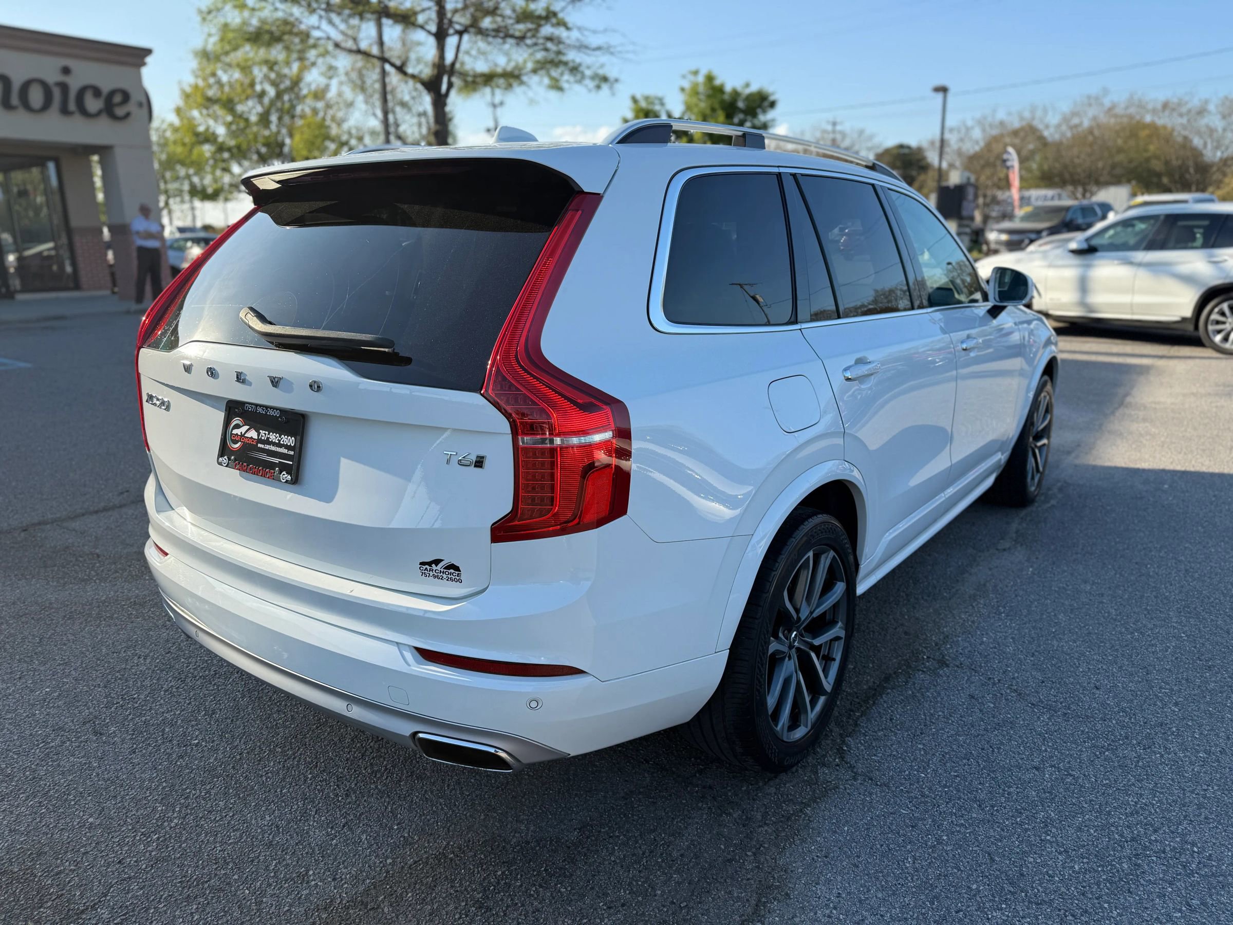 Used 2019 Volvo XC90 T6 Momentum AWD/4WD image 7