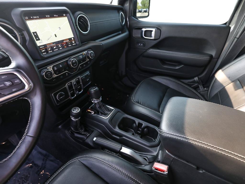 Used 2022 Jeep Wrangler Unlimited Sahara w/ Cold Weather Group AWD/4WD image 21
