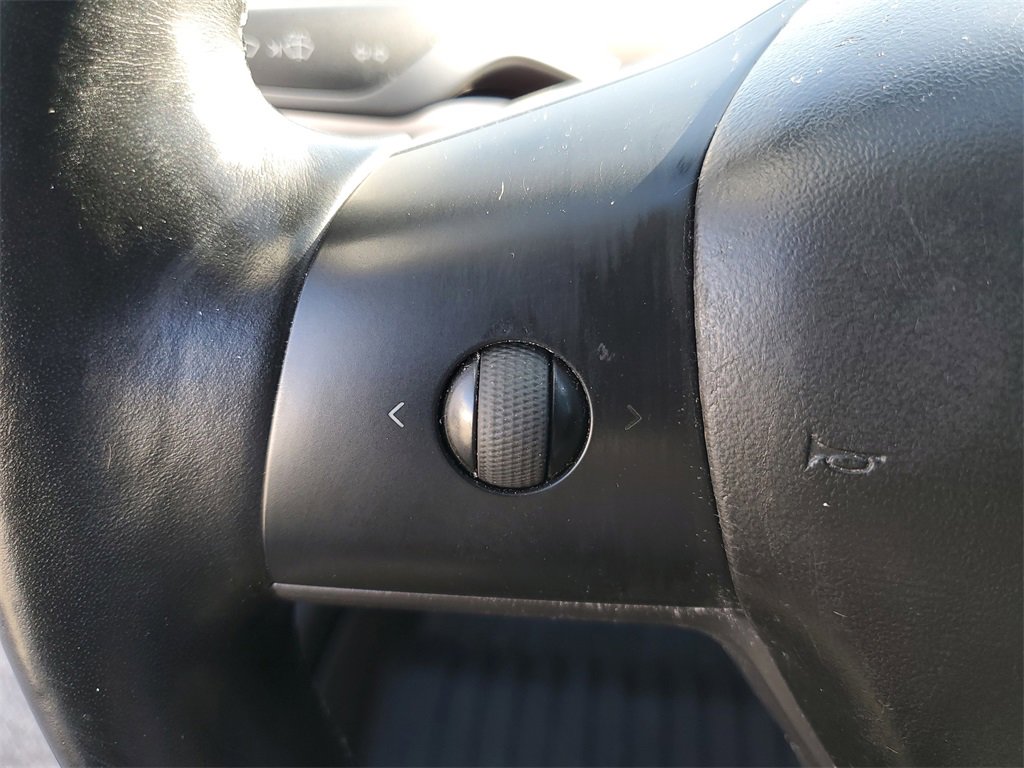 Used 2018 Tesla Model 3 Long Range image 21