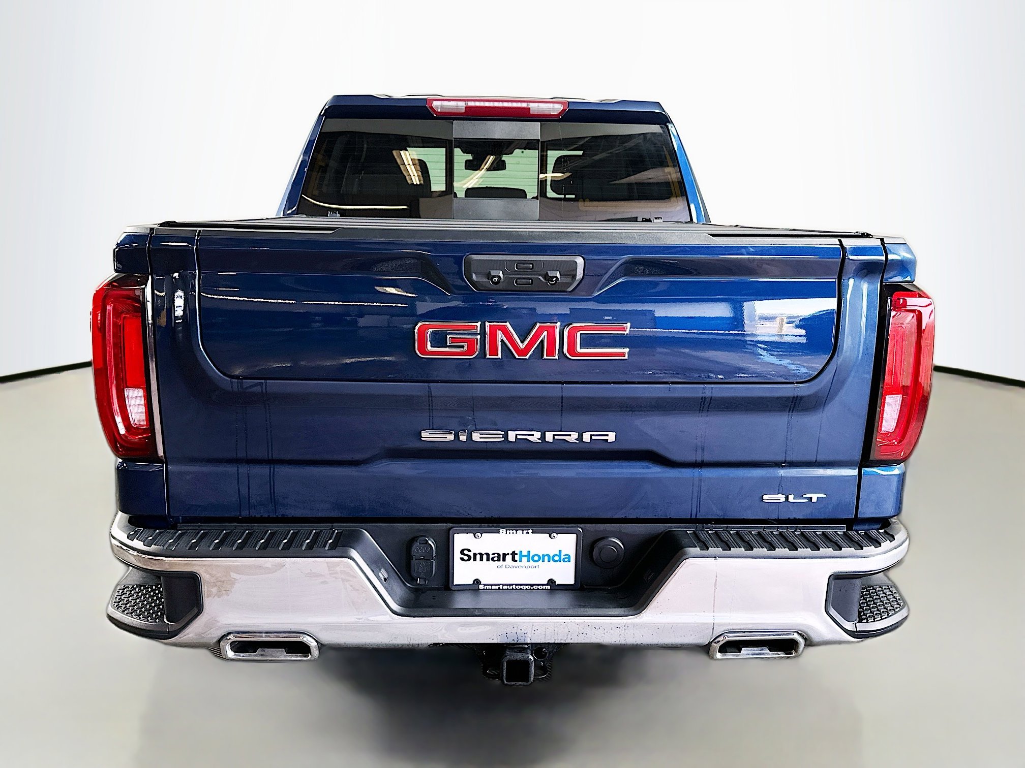 Used 2023 GMC Sierra 1500 SLT w/ SLT Premium Package image 6