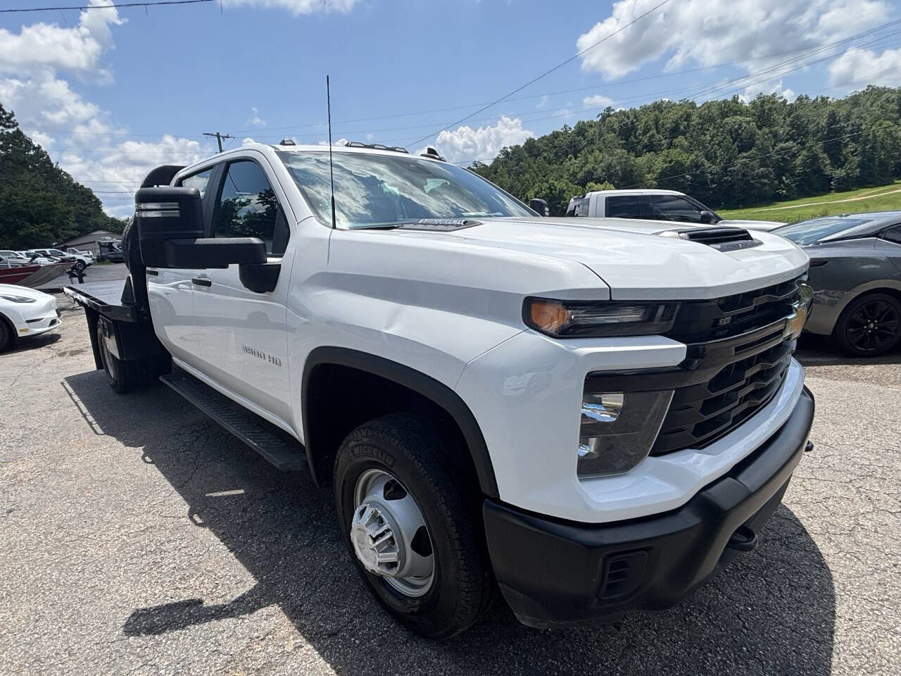 Used 2024 Chevrolet Silverado 3500 W/T w/ Snow Plow Prep Package image 15