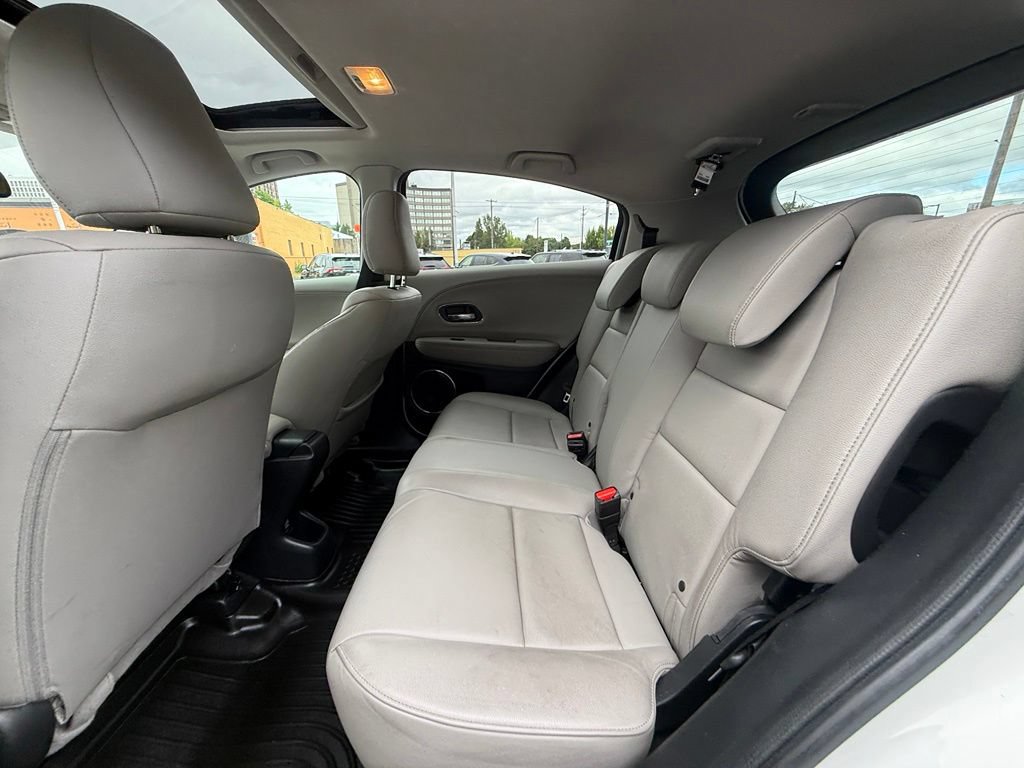 Used 2017 Honda HR-V EX-L image 16