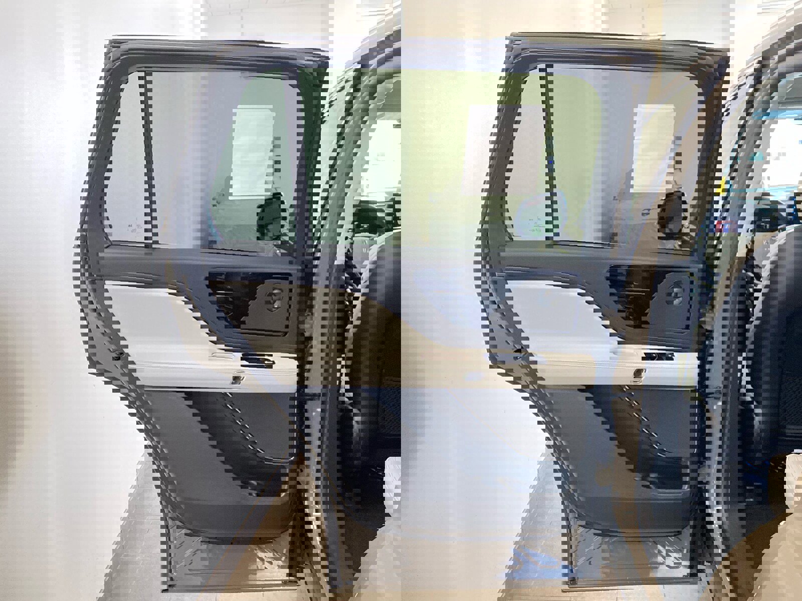 New 2026 Lincoln Aviator Reserve AWD/4WD image 37