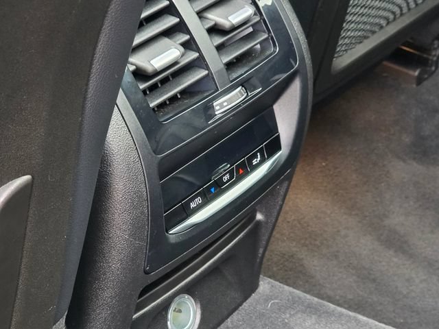 Used 2019 BMW X3 sDrive30i w/ M Sport Package RWD image 18