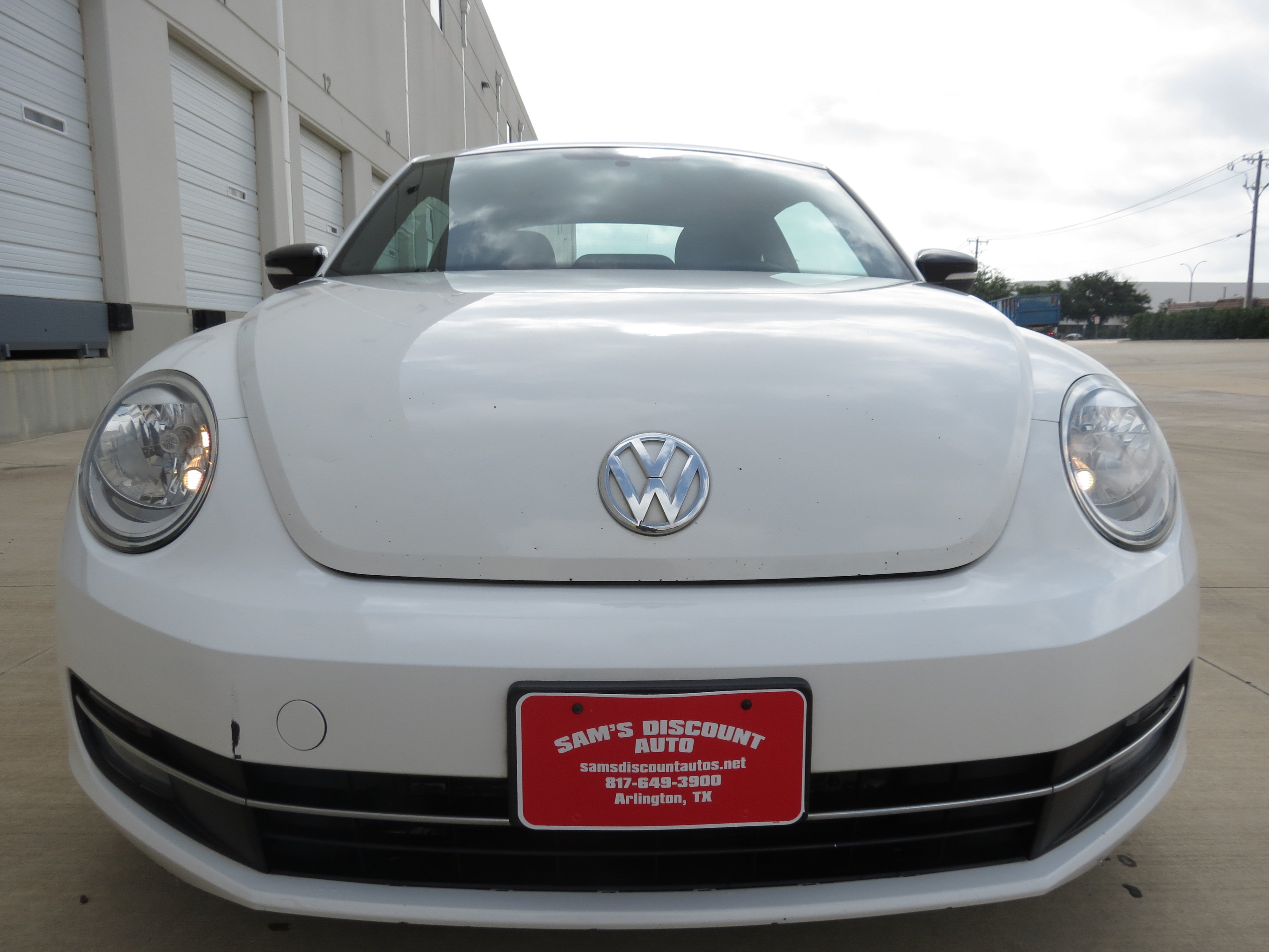 Used 2012 Volkswagen Beetle Turbo FWD image 7