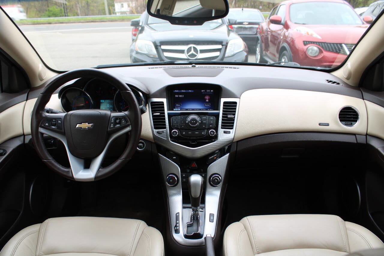 Used 2015 Chevrolet Cruze LTZ w/ Sun, Sound and Sport Package FWD image 32