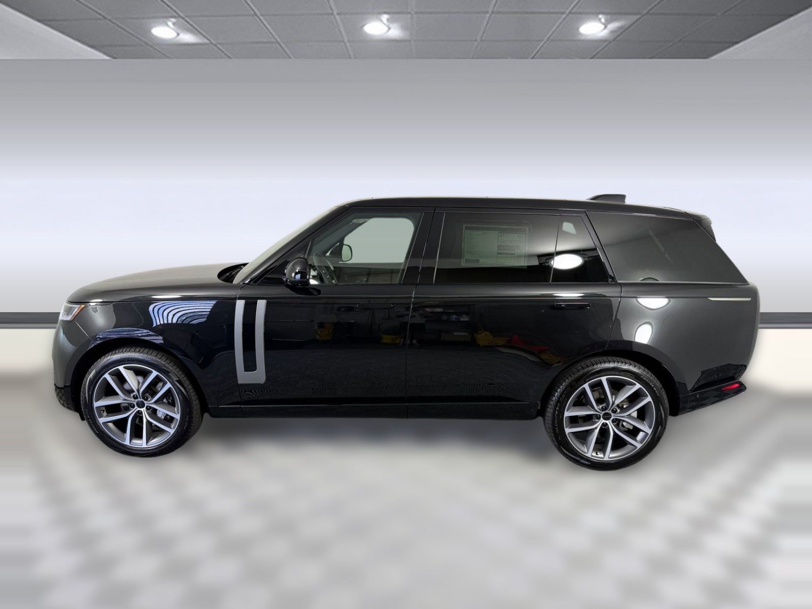New 2026 Land Rover Range Rover Long Wheelbase SE AWD/4WD image 2