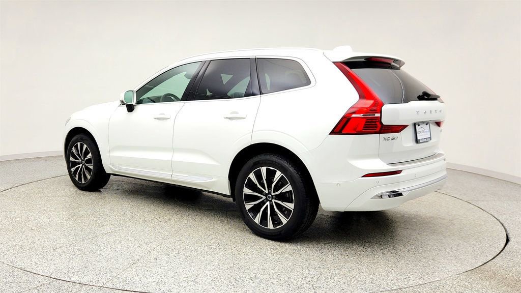 Used 2023 Volvo XC60 B5 Plus w/ Climate Package AWD/4WD image 7