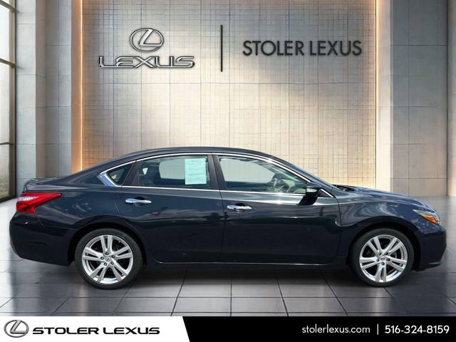 Used 2017 Nissan Altima 3.5 SL FWD image 4