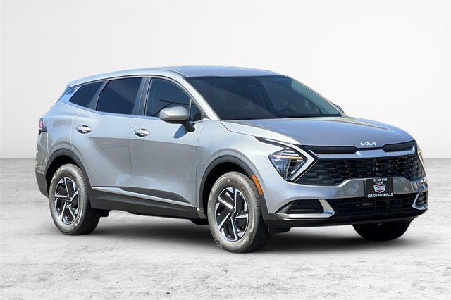 New 2025 Kia Sportage LX image 2