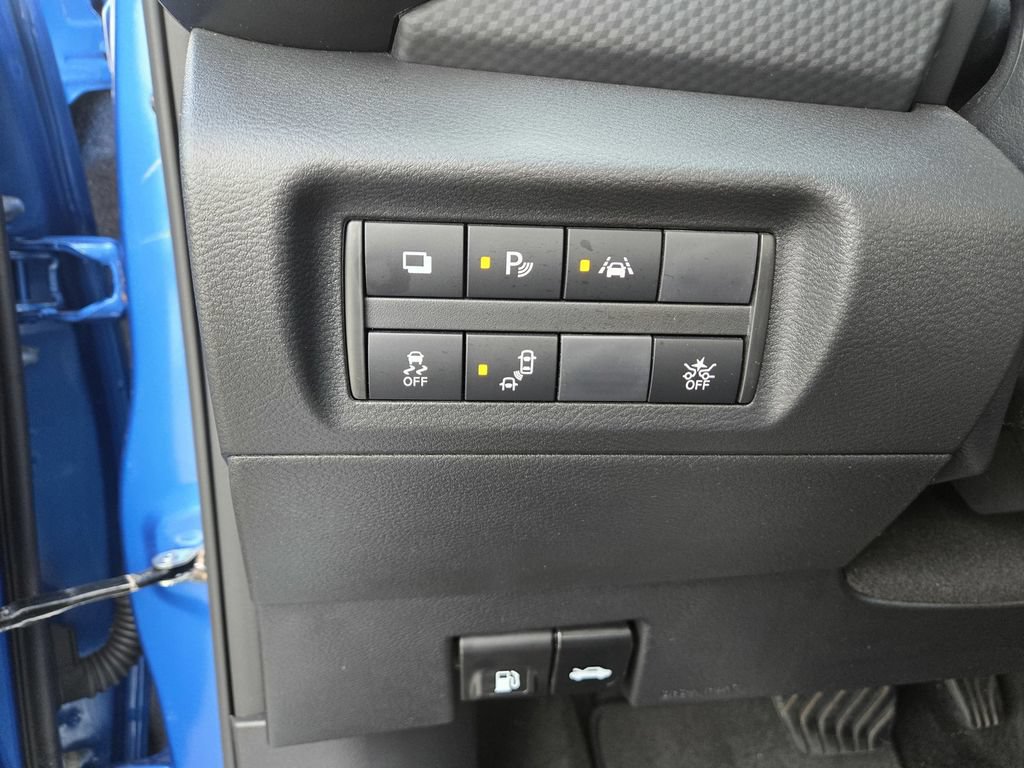 Used 2025 Nissan Kicks Play S FWD image 15