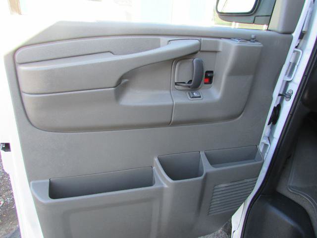 Used 2007 Chevrolet Express 3500 Passenger w/ LT Preferred Equipment Group image 7