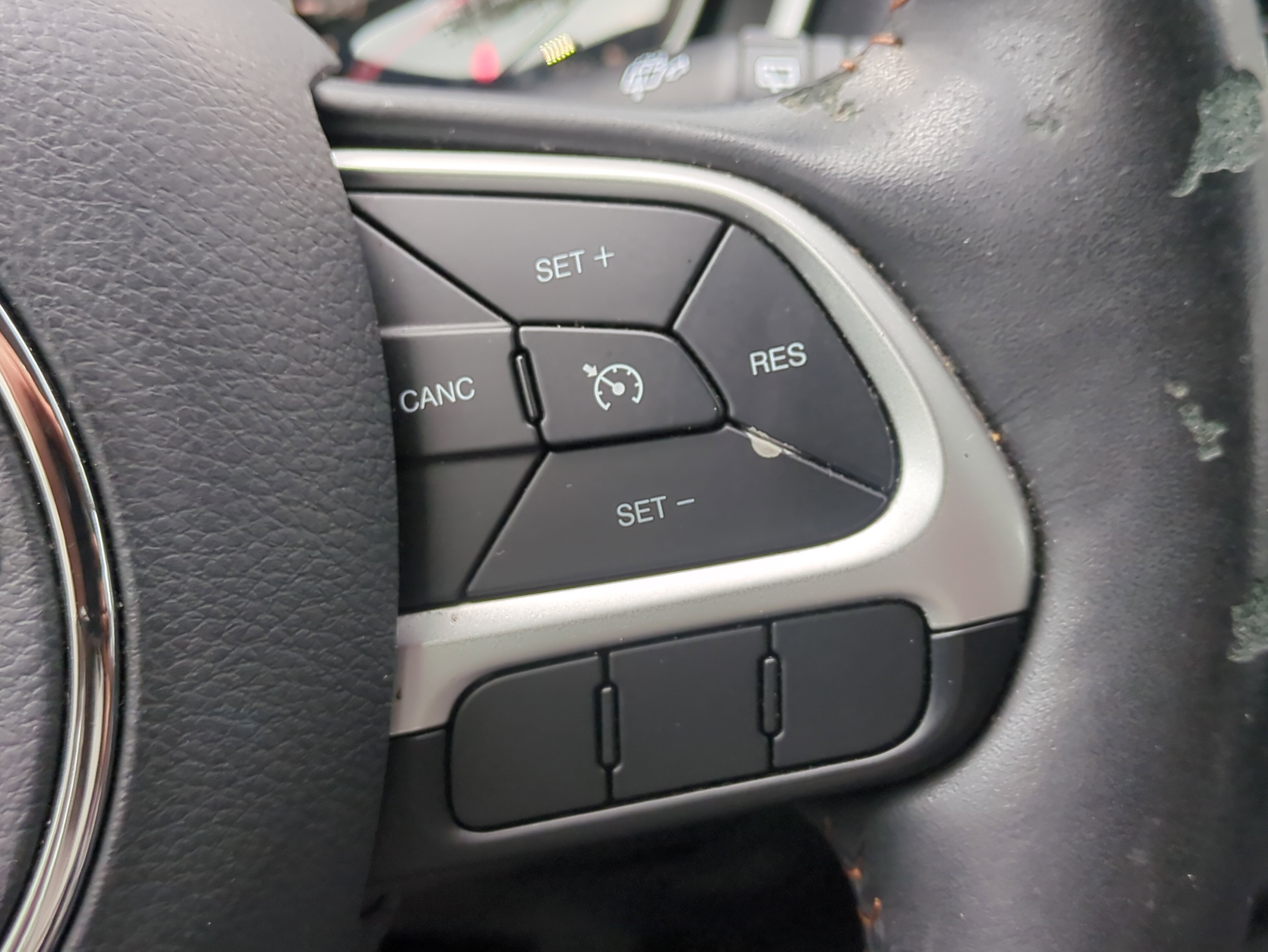 Certified 2018 Jeep Compass Limited w/ Navigation Group image 28