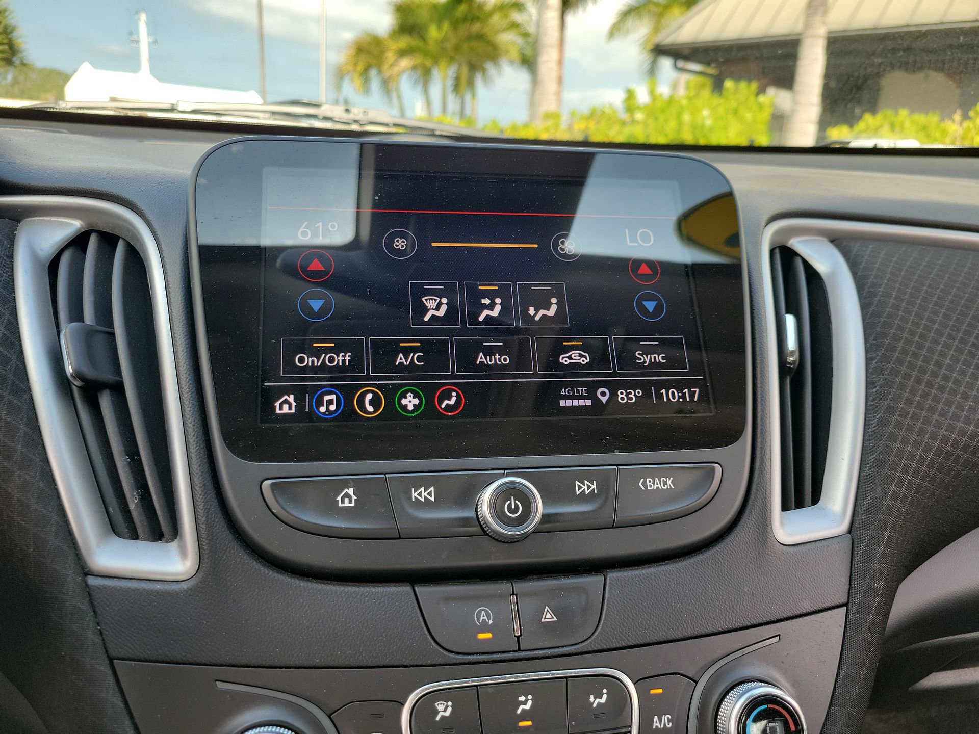 Used 2023 Chevrolet Malibu LT FWD image 23