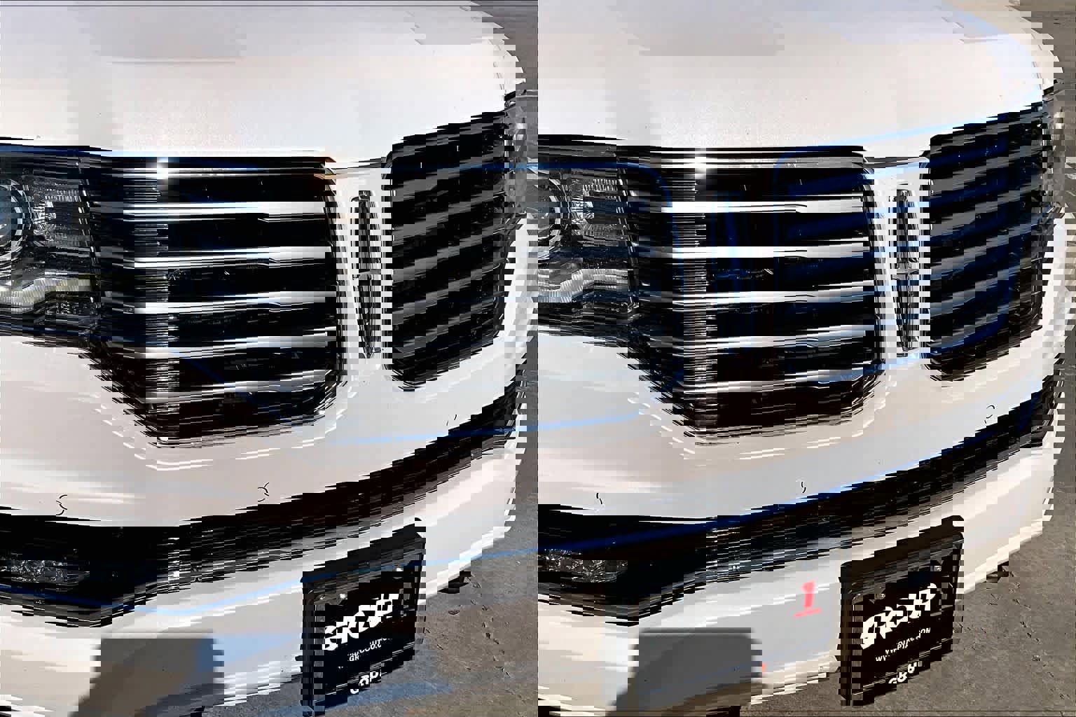 Used 2017 Lincoln Navigator Select image 29