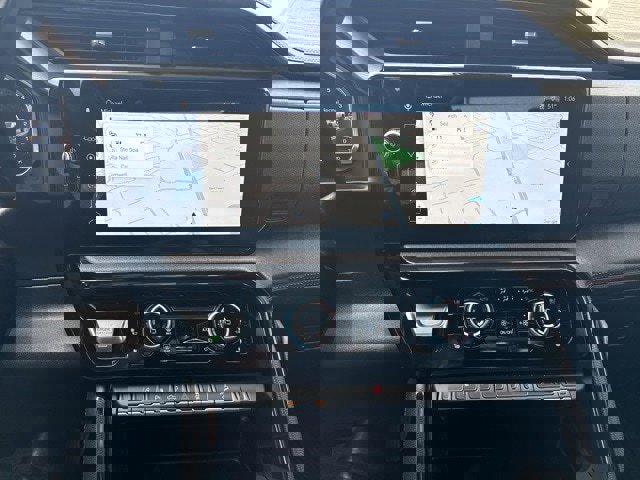 Used 2025 GMC Sierra 2500 AT4 image 11