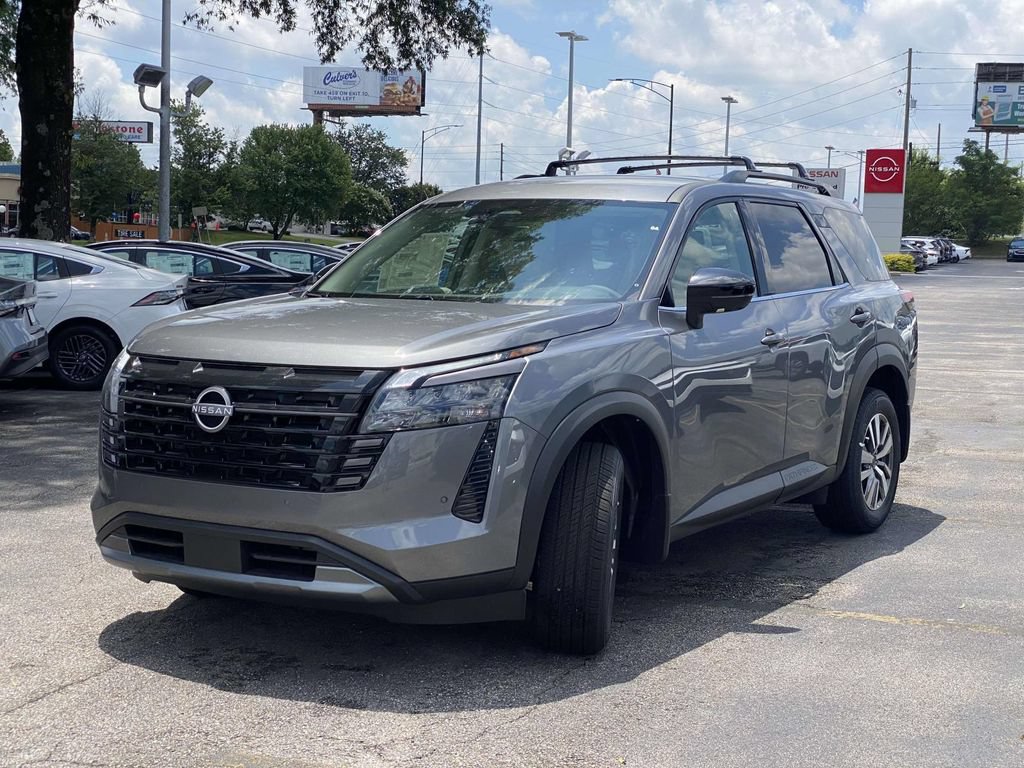 New 2026 Nissan Pathfinder SL FWD image 5
