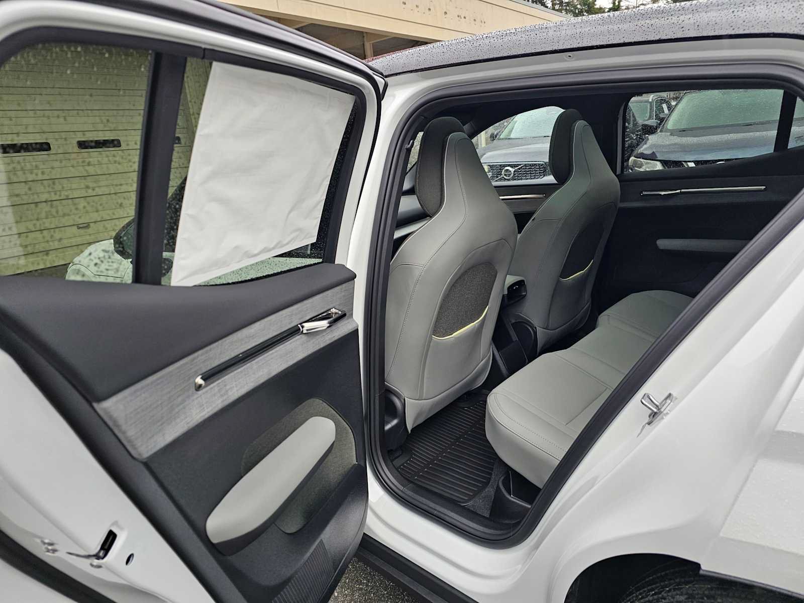 New 2026 Volvo EX30 Plus w/ Protection Package RWD image 17