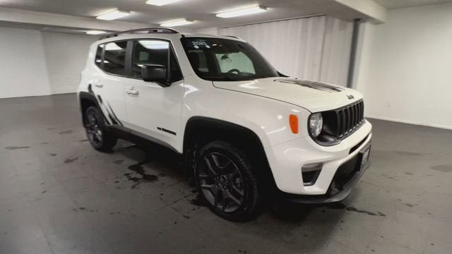 Used 2021 Jeep Renegade Latitude w/ Sun & Sound Group image 2