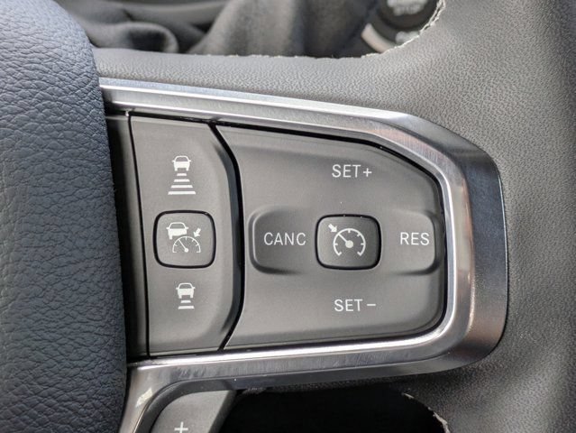 New 2026 RAM 3500 Laramie AWD/4WD image 26