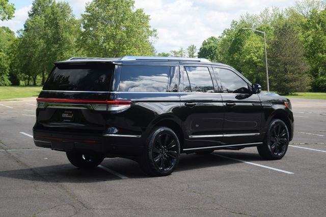 Used 2024 Lincoln Navigator L Reserve AWD/4WD image 27
